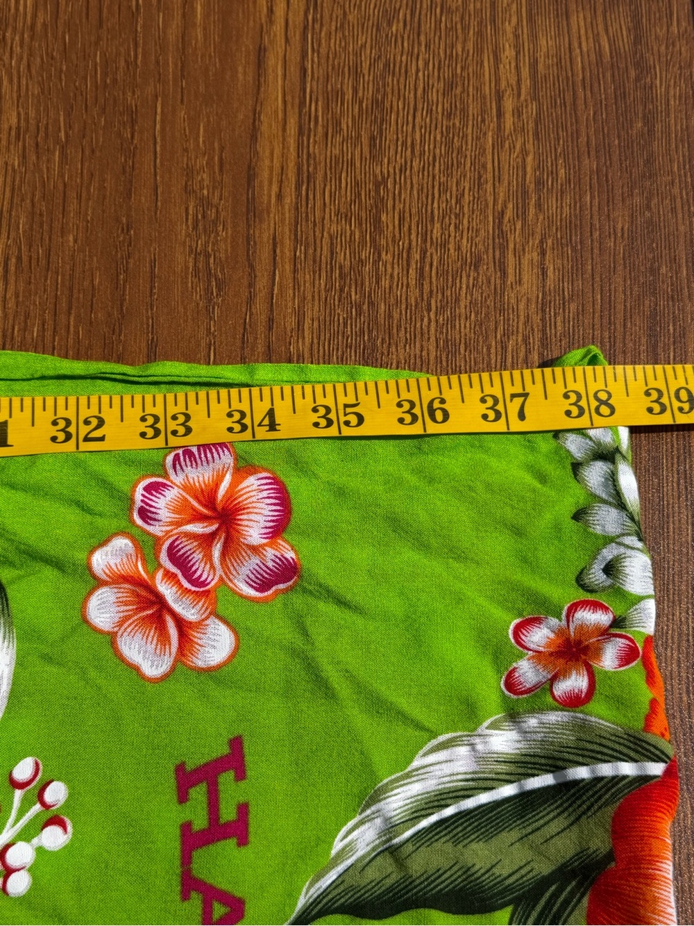 Aloha Fashion Hawaiian Floral Rayon Sarong Beach Wrap Pareo Green One Size - Picture 6 of 7
